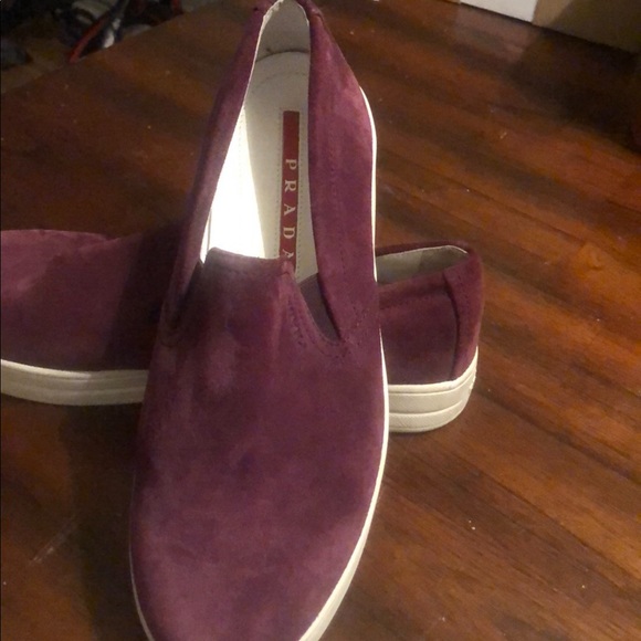 Prada shoes - Picture 1 of 3